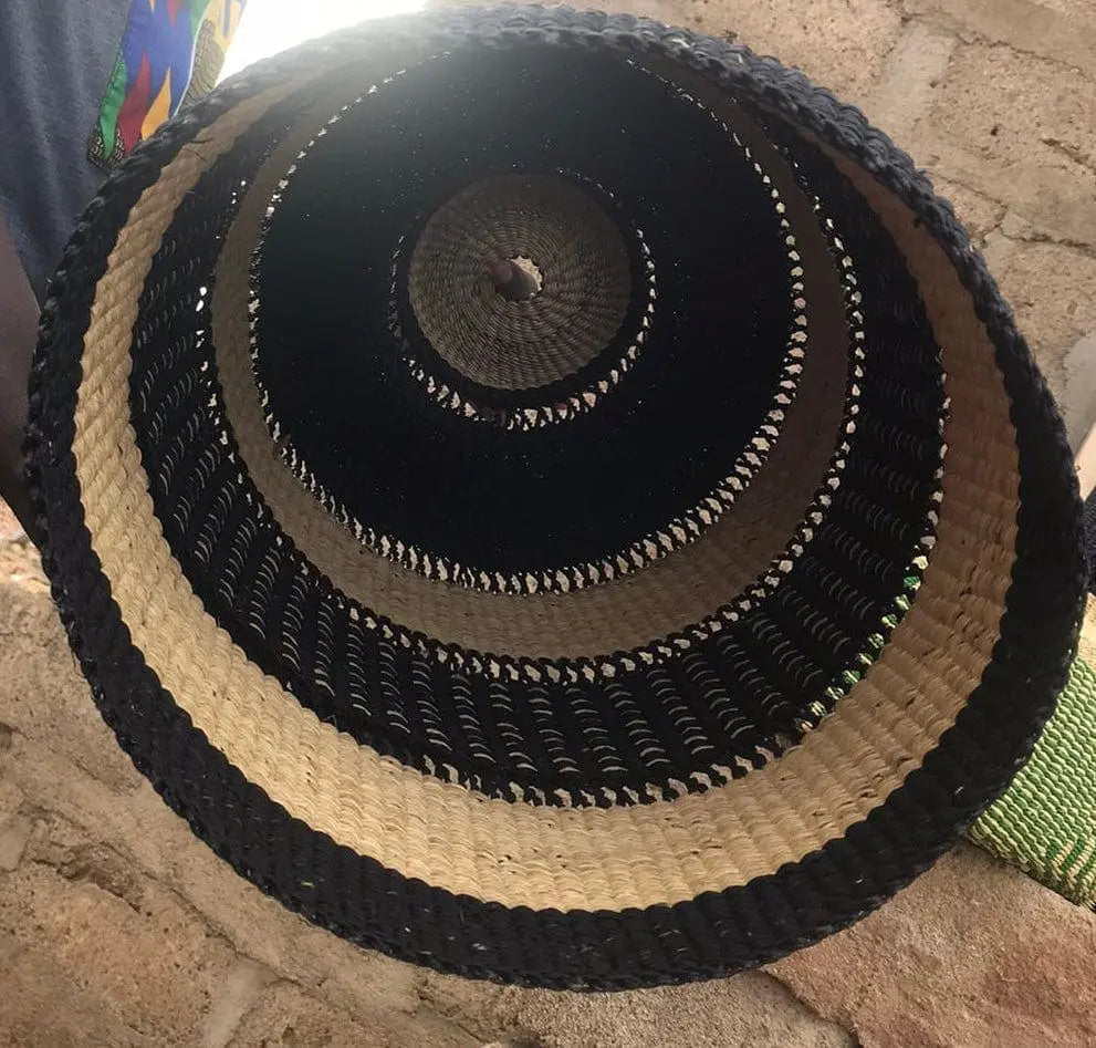 Mama Zuri Style Pendant Lighting Dimensions 55 cm long 28 cm width 3 cm hole Wicker Straw Lampshade