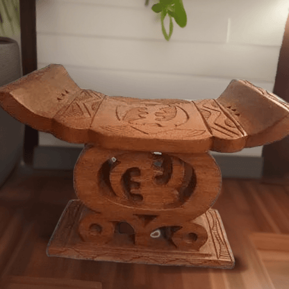 Mama Zuri Style African Ghana tribal stool for home