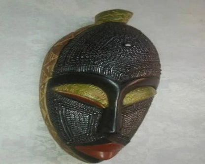 Mama Zuri Style African wooden mask Traditional wall mask décor