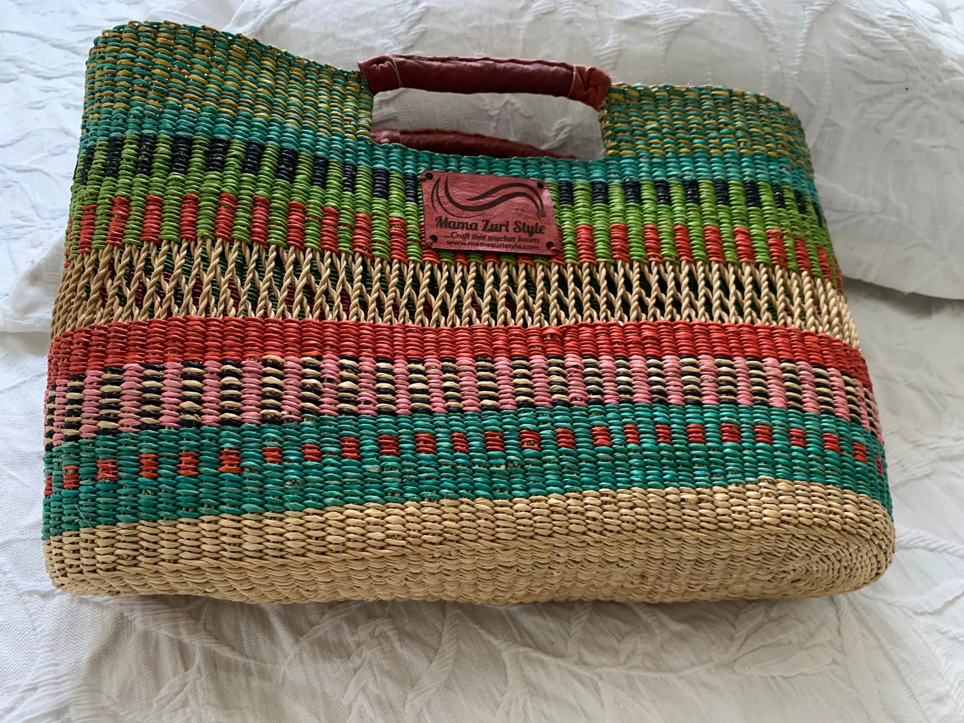 Mama Zuri Style Weekender women basket