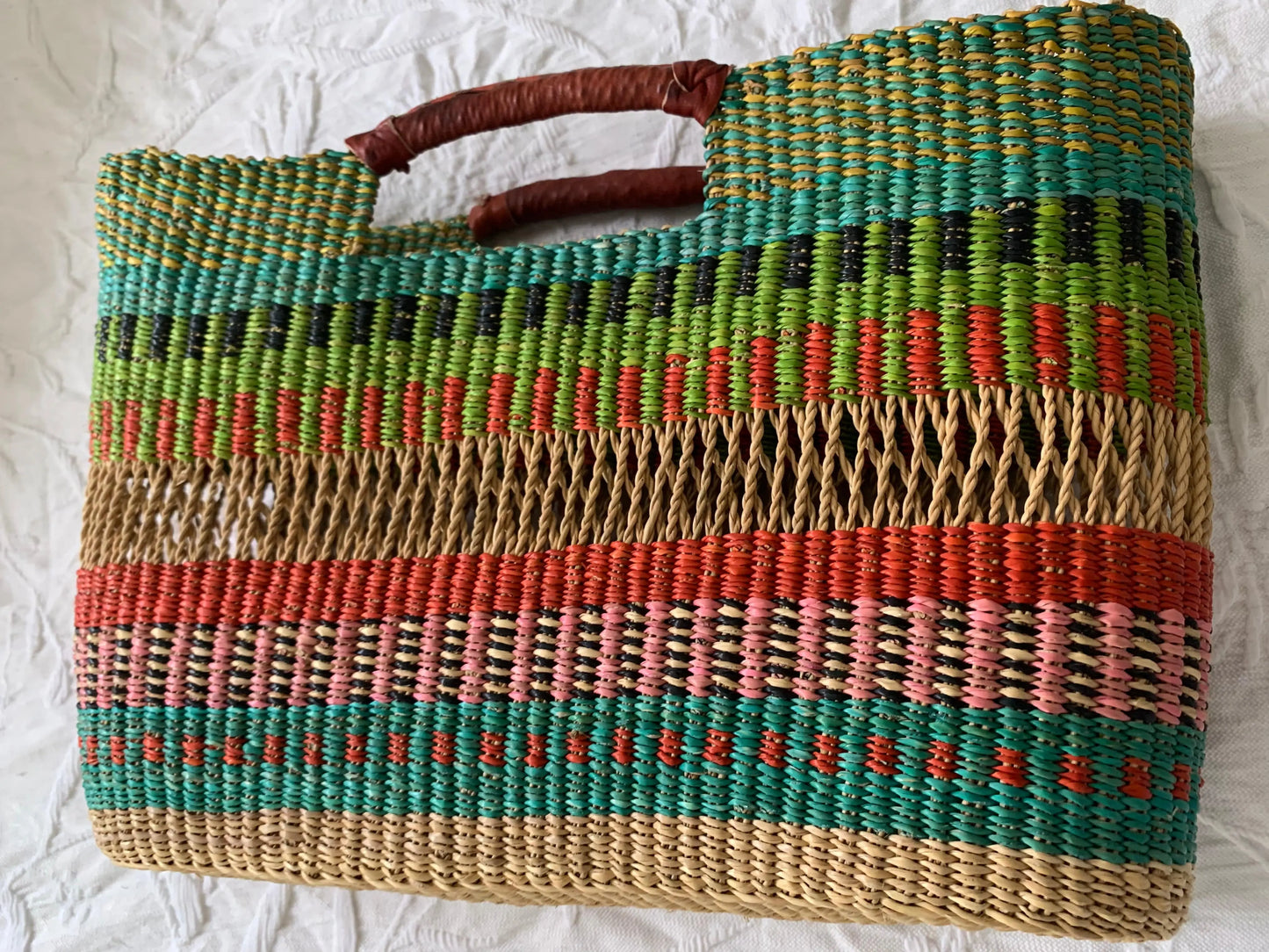 Mama Zuri Style Weekender women basket